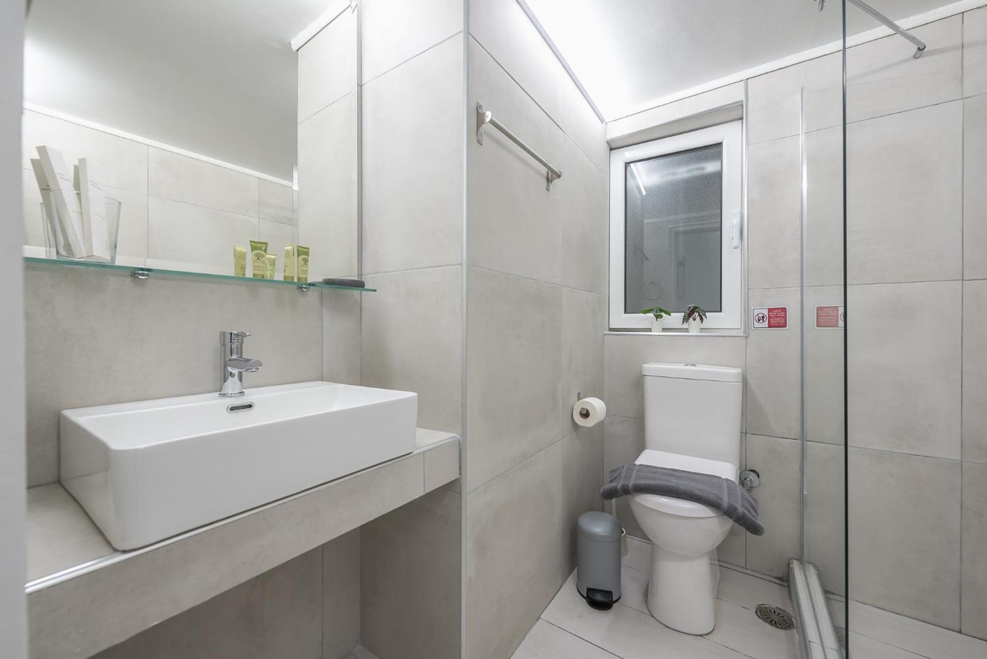 Contemporary Apartment 200M From Acropolis 100Mbps Netflix Athen Eksteriør billede